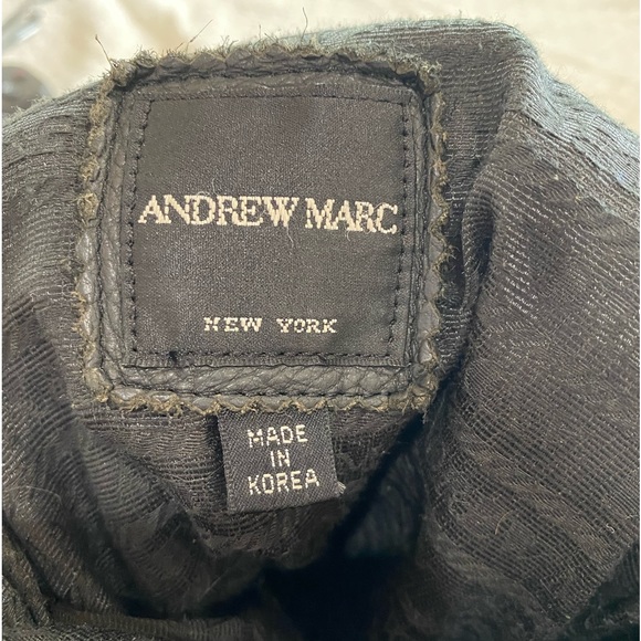 Andrew Marc of NY bucket style shoulder backpack type bag. Leather bottom. - Picture 3 of 10